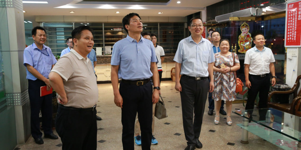 湖北黄冈市副市长周勇士一行莅临乐竟手机官方网站入口参观